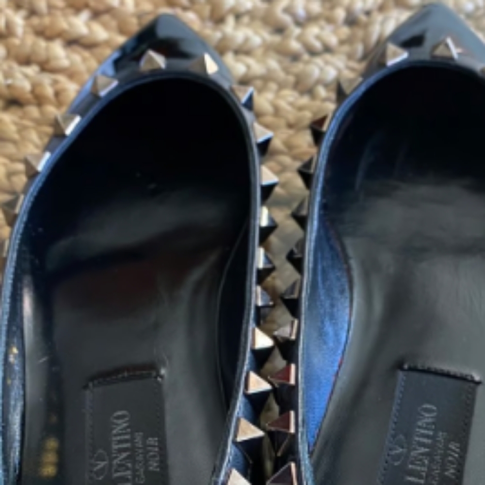 Valentino Garavani Flat Shoes